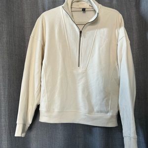 Universal thread zip up sweater
